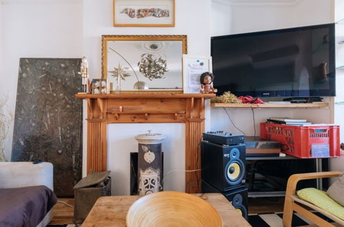 Photo 25 - Vibrant & Eclectic 3 Bedroom Flat - Bedminster, Bristol