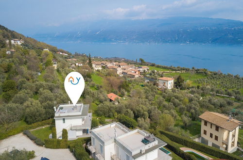 Photo 29 - Casa Oleandri Shared Pool And Lake View