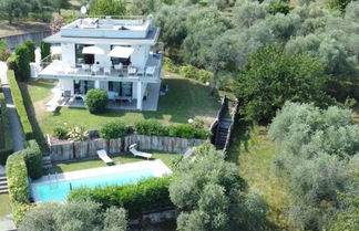 Foto 1 - Casa Bougainville With Pool and Lake View