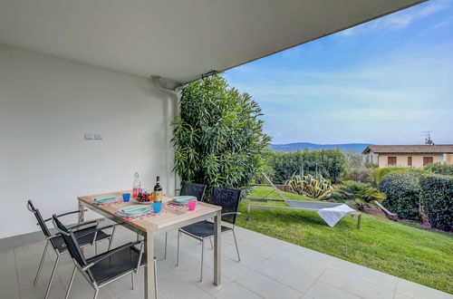 Photo 27 - Casa Bougainville Shared Pool And Lake View