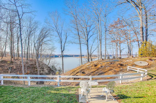 Photo 6 - Scottsville Cottage: Fire Pit & All-year Lake View