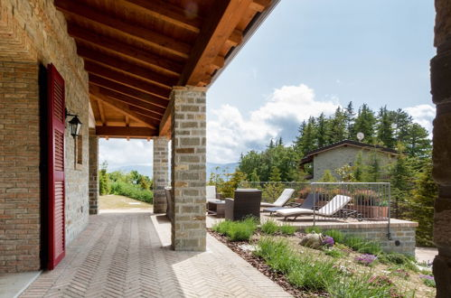Foto 56 - Altido Superb Villa For 7 W/Backyard And Bbq Area In Vaccarezza