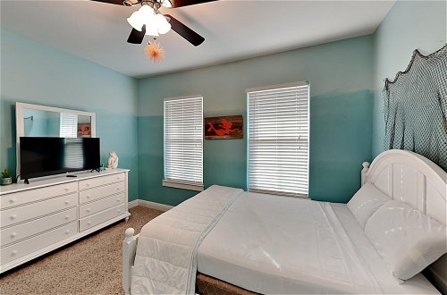 Photo 4 - Luxurious PCB Retreat: 4-bed, Pool, Golf Cart + Prime Location
