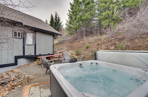 Foto 23 - Cabin w/ Hot Tub & Fire Pit: 2 Mi to Cle Elum Lake