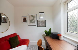 Photo 3 - The Redbridge Sanctuary - Spacious 3bdr House With Garden