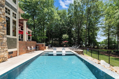 Photo 76 - Boathouse Cove by Avantstay Pool + Swim Dock Hot Tub