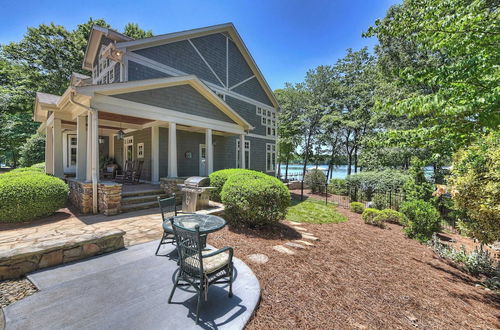 Foto 68 - Boathouse Cove by Avantstay Pool + Swim Dock Hot Tub