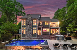 Photo 1 - Boathouse Cove by Avantstay Pool + Swim Dock Hot Tub