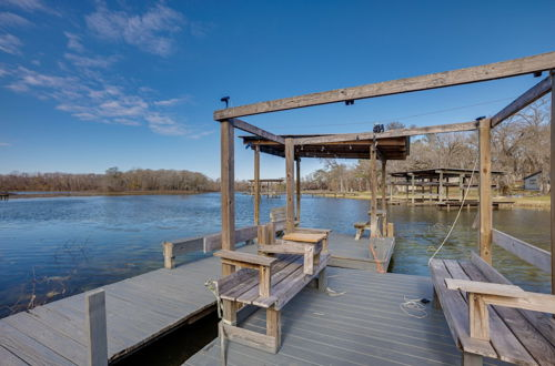 Photo 5 - Lake Livingston Home w/ Dock & Deck