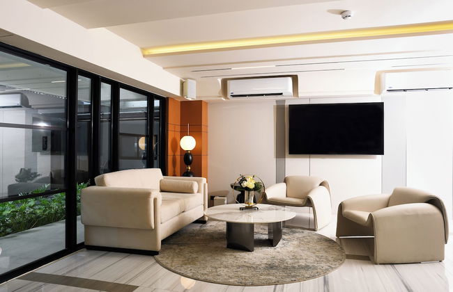 Floral Court Hotel & Residence Sukhumvit 13 - Foto 2
