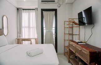 Photo 2 - Homey And Enjoy Living Studio Transpark Bintaro Apartment