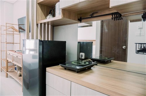 Foto 12 - Homey And Enjoy Living Studio Transpark Bintaro Apartment