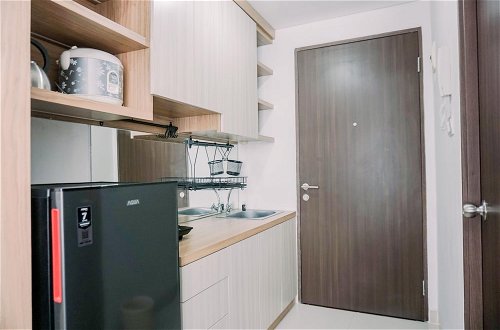 Photo 13 - Homey And Enjoy Living Studio Transpark Bintaro Apartment