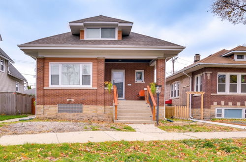 Photo 24 - Chic Forest Park Home w/ Patio - 10 Mi to Chicago