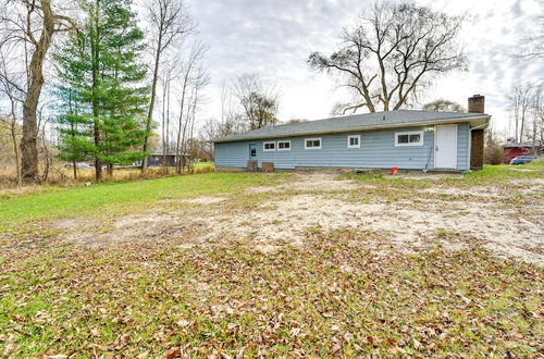 Photo 3 - Quiet Country Home By Shay Lake