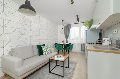 Photo 20 - White and Green Apartment by Renters