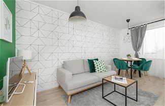 Foto 1 - White and Green Apartment by Renters