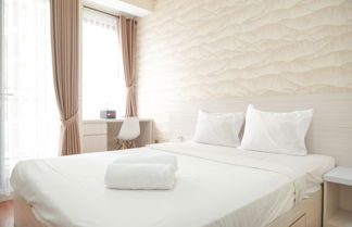 Foto 1 - Homey And Relaxing Studio Room Transpark Cibubur Apartment