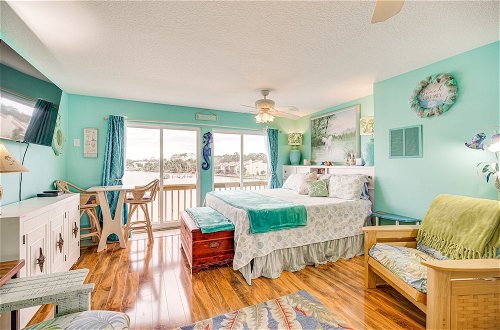 Photo 21 - Riverfront Townhome in Titusville: Community Pool