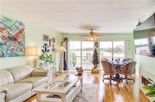 Foto 10 - Riverfront Townhome in Titusville: Community Pool