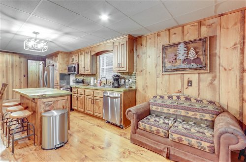 Photo 27 - Wooded Blue Ridge Cabin: 2 Decks, Fire Pit