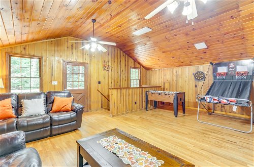 Photo 4 - Wooded Blue Ridge Cabin: 2 Decks, Fire Pit