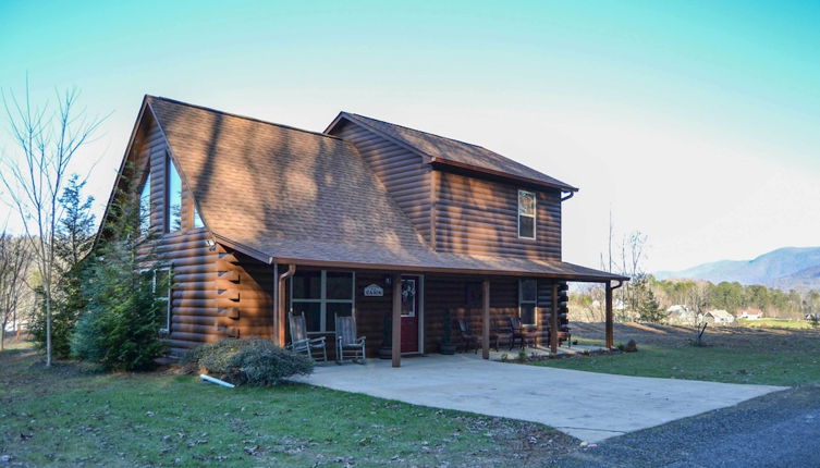 Foto 1 - Cozy Cabin Living by Lake Chatuge w/ Covered Patio