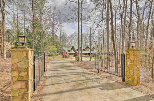 Photo 40 - Luxury Lake Hartwell Villa W/dock, Theater+hot Tub