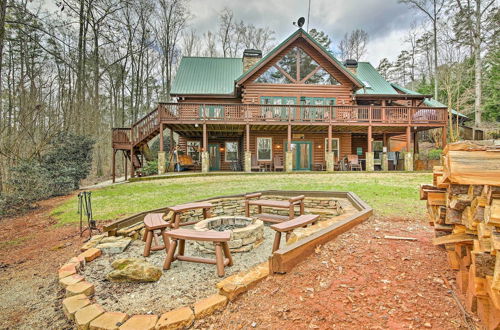 Photo 1 - Luxury Lake Hartwell Villa W/dock, Theater+hot Tub