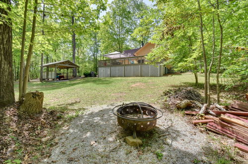 Photo 13 - The Lake Place Cabin w/ Golf Cart & Free Kayaks