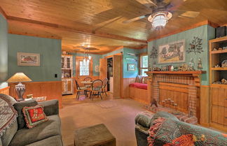 Photo 3 - Cozy Pine Mountain Cabin w/ Screened Porch & Yard