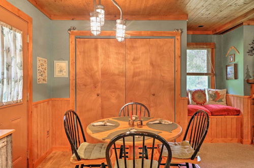 Photo 22 - Cozy Pine Mountain Cabin w/ Screened Porch & Yard