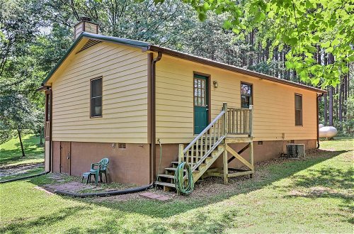 Photo 14 - Cozy Pine Mountain Cabin w/ Screened Porch & Yard