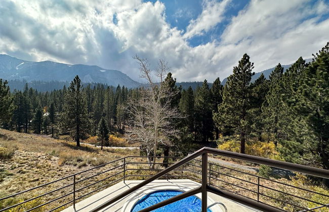 Inviting Mountain Retreat Steps From Ski Lifts! - Foto 20