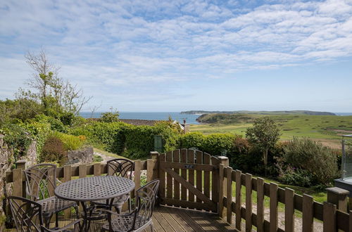 Foto 1 - Caldey Island View - Sea Views and Log Burner