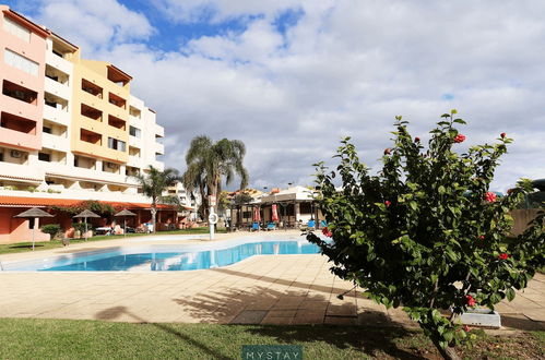 Photo 16 - Bellavista Pool & Beach by MyStay