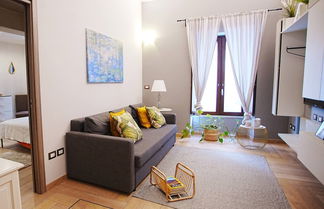 Photo 1 - Central Cozy Apt. 70m2 In '700s Baroque Building