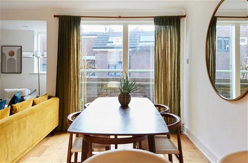 Foto 17 - The Camden Town Escape - Amazing 3bdr House With Parking Balcony