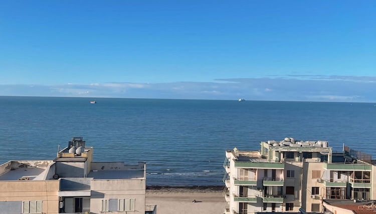 Foto 1 - Comfortable Sea View Apartment