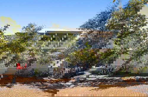 Foto 47 - Across From the Pool & 3 Minutes to Deeded Beach in Old Seacrest: Sleeps 12