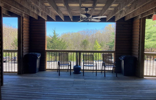 Gold Suites Rentals - Photo 17