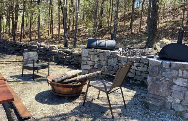 Gold Suites Rentals - Photo 22