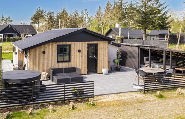 4 Star Holiday Home in Logstor - Foto 1