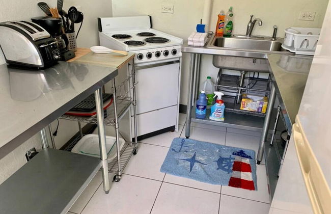 S4 BP Steps to Beach Free Upgrade Stay 30 Oct - Foto 3