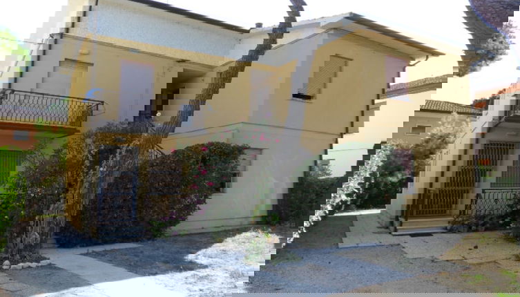 Foto 1 - Flat in a Villa Surrounded by Garden