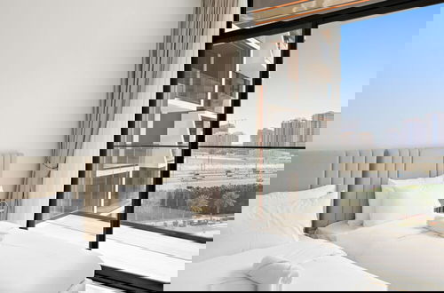 Foto 13 - Stunning Modern 3BR Apartment in JVC