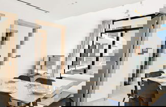 Foto 2 - Stunning Modern 3BR Apartment in JVC