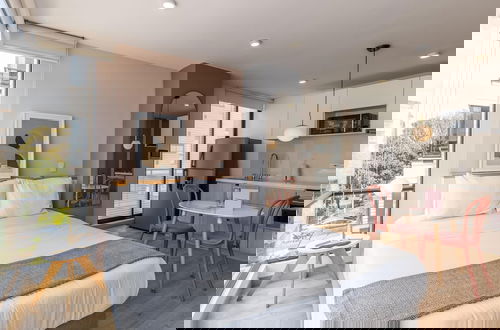 Photo 1 - w Comfortable Loft in Santa Ana