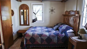 Foto 1 - #4 - Loon's Landing 2 Bedroom Cabin by RedAwning