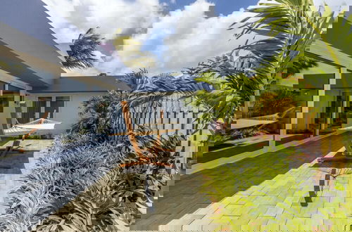 Foto 25 - Luxurious Oasis Mins to Beach King Beds Pool